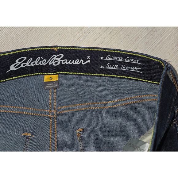 Eddie Bauer Slightly Curvy Slim Straight Jeans Woman's Size 2 - Picture 3 of 7